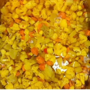 ترشی مخلوط ریز فله