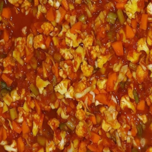 ترشی مخلوط سس گوجه ای ترشی مخلوط سس گوجه ای