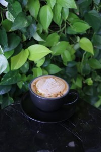 پستچیو لاته