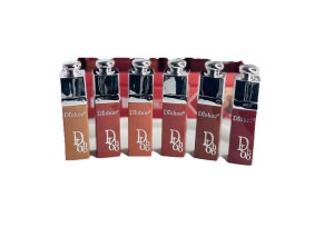 درهو رژ لب جامد طرح دیور