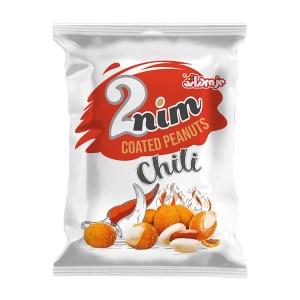 دو نیم بادام زمینی روکش دار فلفلی